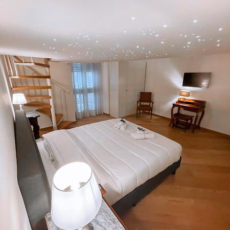 Luxury Bnb Dedeo Apartment Bari Luaran gambar