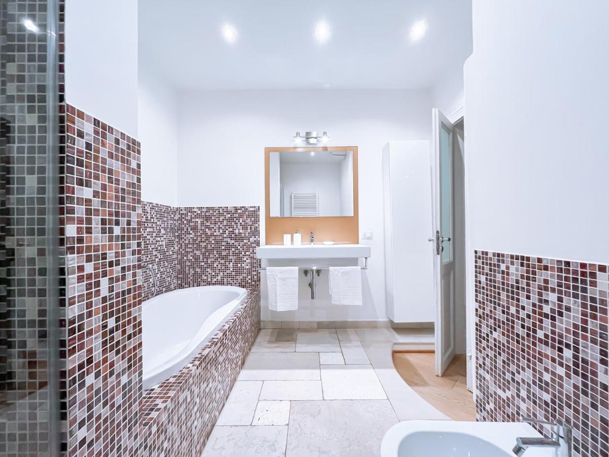 Luxury Bnb Dedeo Apartment Bari Luaran gambar