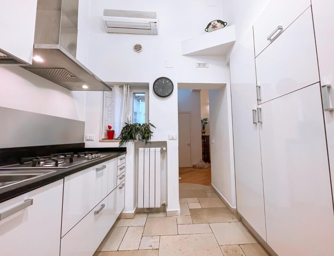 Luxury Bnb Dedeo Apartment Bari Luaran gambar