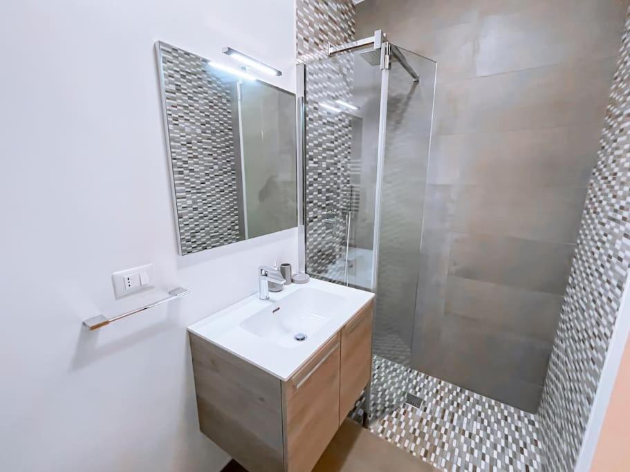 Luxury Bnb Dedeo Apartment Bari Luaran gambar